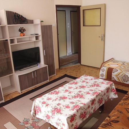 Apartment Rosica 1 Поморие Екстериор снимка