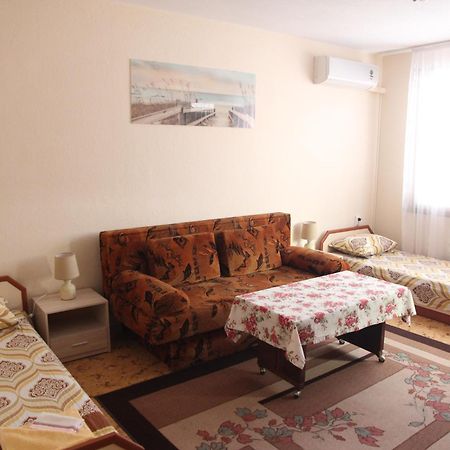 Apartment Rosica 1 Поморие Екстериор снимка